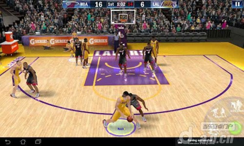 《NBA 2K13》安卓版下载