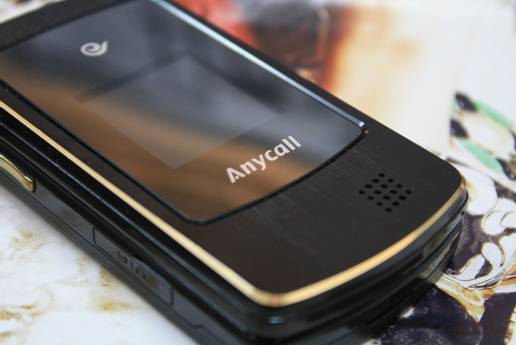 三星anycall翻盖手机,三星anycall所有机型 和w579一样,w589只在大陆上市,所以前面板上只有anycall