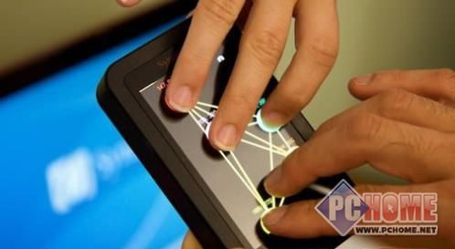 
无“触”不在 时尚热门触摸手机一览
