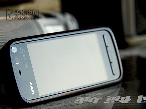 元老级S60触控 诺基亚5800XM再爆新低 