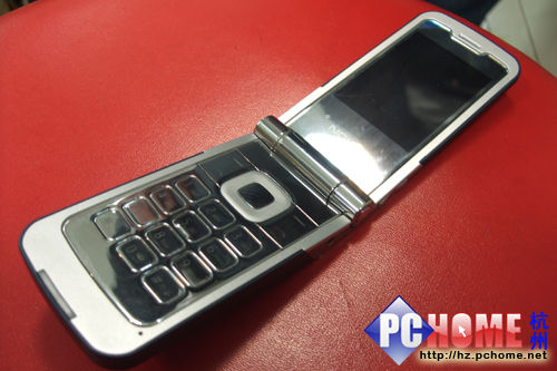 (图) 诺基亚7510a