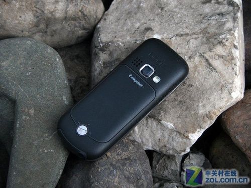 坚固三防手机 诺基亚3720c仅售1080元