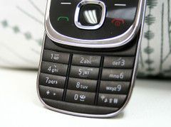 低端滑盖3G手机 诺基亚7230价格再降百元