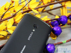 4.0英寸巨屏旗舰 索尼爱立信X10i今小降