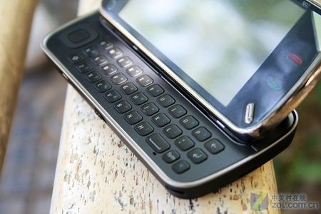 S60侧滑盖机皇 诺基亚N97今日再降100元