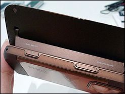 塞班3G小机皇 诺基亚N97mini行货3160元