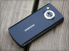 无惧N97!三星新旗舰I8910价格狂跳水