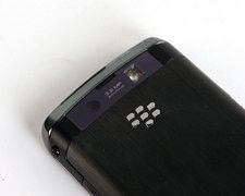 另类触屏旗舰 黑莓9520今日暴跌1500元