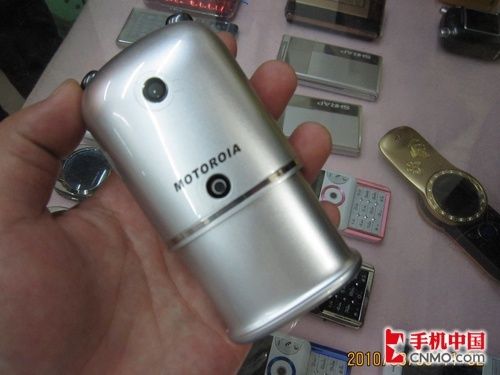 诺基亚也有透明键盘?最新山寨机曝光