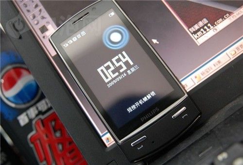 飞利浦X806手机 