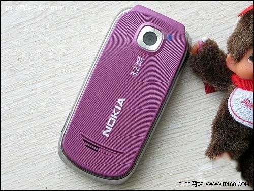 320万像素支持GPS 诺基亚7230降至850元