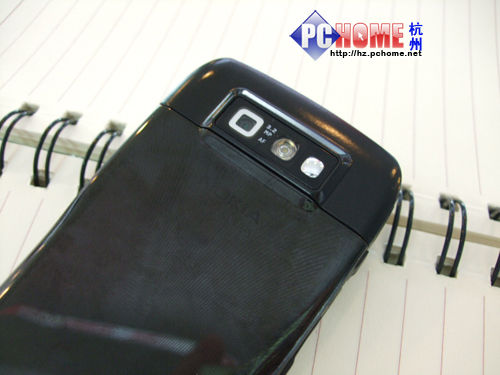 点击查看本文图片 诺基亚E71 - GPS+WIFI 全键盘智能机诺基亚E71仅2K