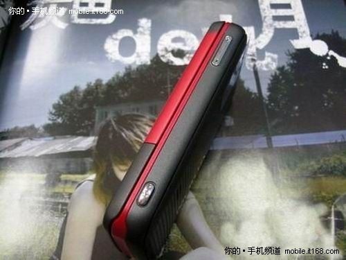 尾货大甩卖 诺基亚5610白菜价750元