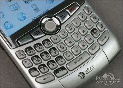 经典耐用机本色造型 黑莓8300现仅880元