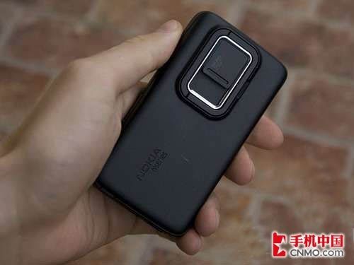 机坛霸主再度发威 诺基亚N900跌破4000