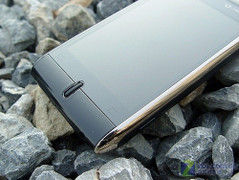 移动定制OMS系统 联想O1终于跌破2000元