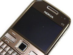 诺基亚E72
