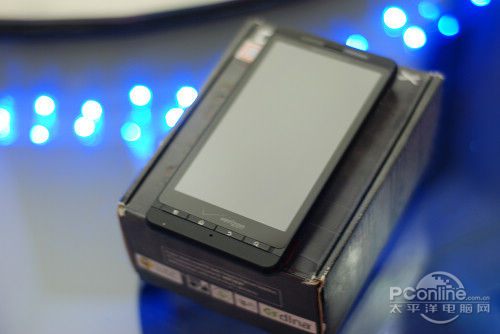 4.3寸加1GHz高频 摩托Droid X仅售3400