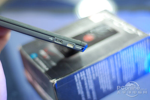 4.3寸加1GHz高频 摩托Droid X仅售3400