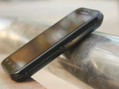 Android强悍三防 摩托罗拉Defy价格下挫