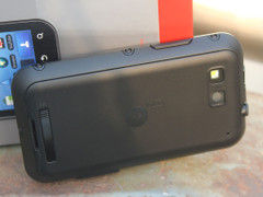 Android强悍三防 摩托罗拉Defy价格下挫