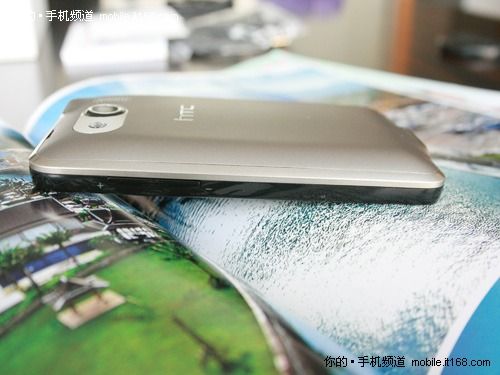 4.3英寸双网智能机 HTC T9199双擎到货