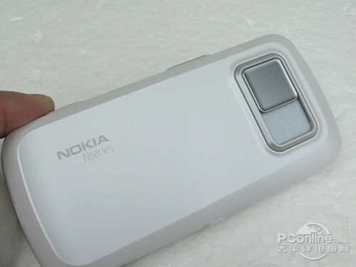 沈阳冬季雪白感受诺基亚N97白色仅2480元