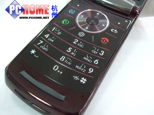 [行情]醉酒红 摩托罗拉v9售价创新低仅860元